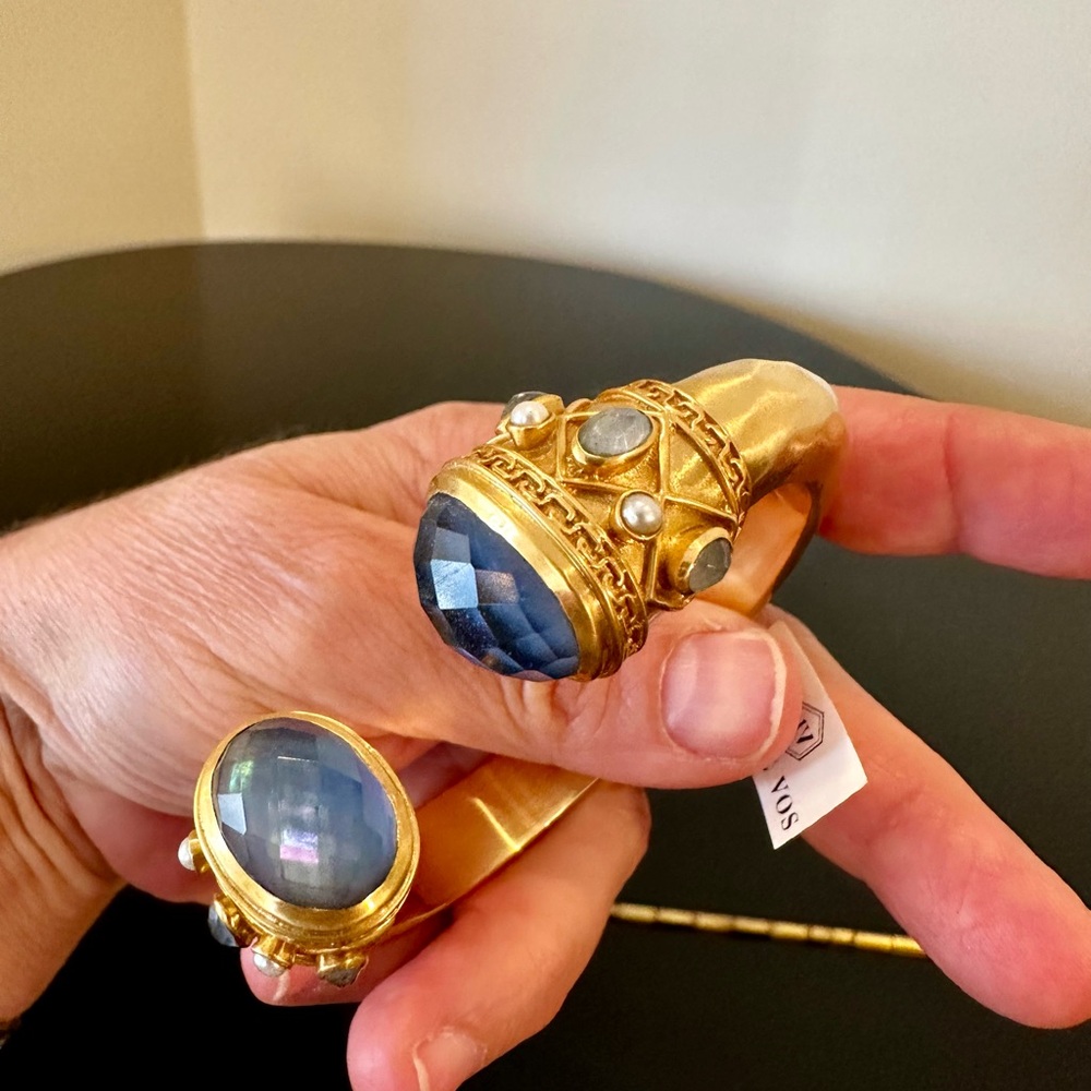Julie Vos NWT RARE AUTHENTIC Luxury Iridescent Charcoal Blue Hinge cuff/bracelet - Picture 11 of 17